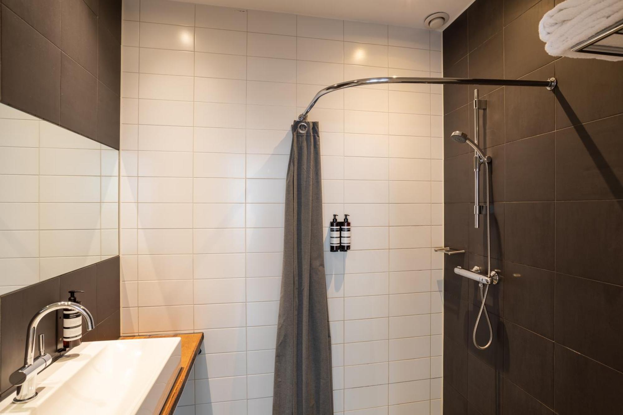 Weber Hotel 397 อัมสเตอร์ดัม ภายนอก รูปภาพ
